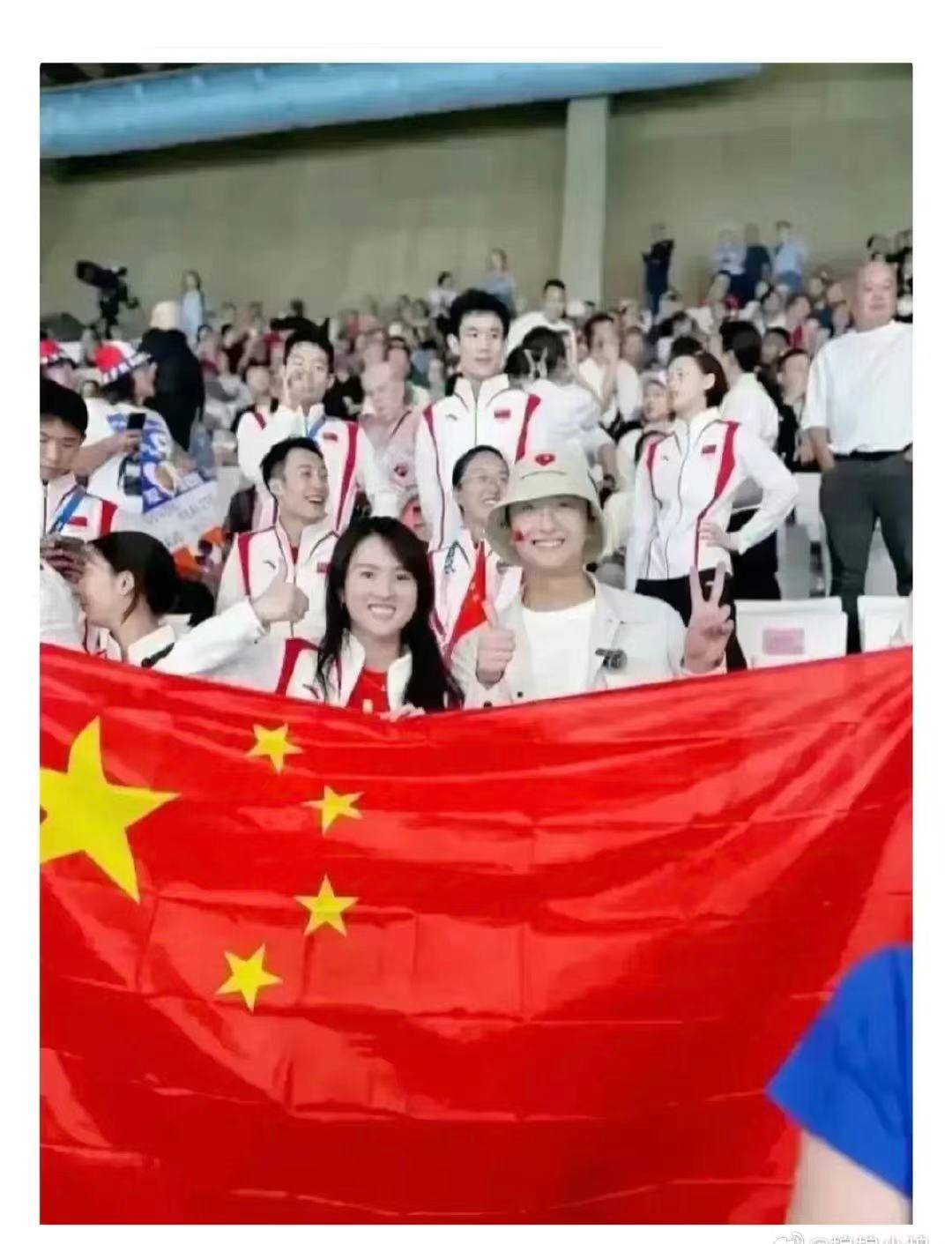 网传陈若琳和牛骏峰谈恋爱，女方朋友辟谣，假的，单着！