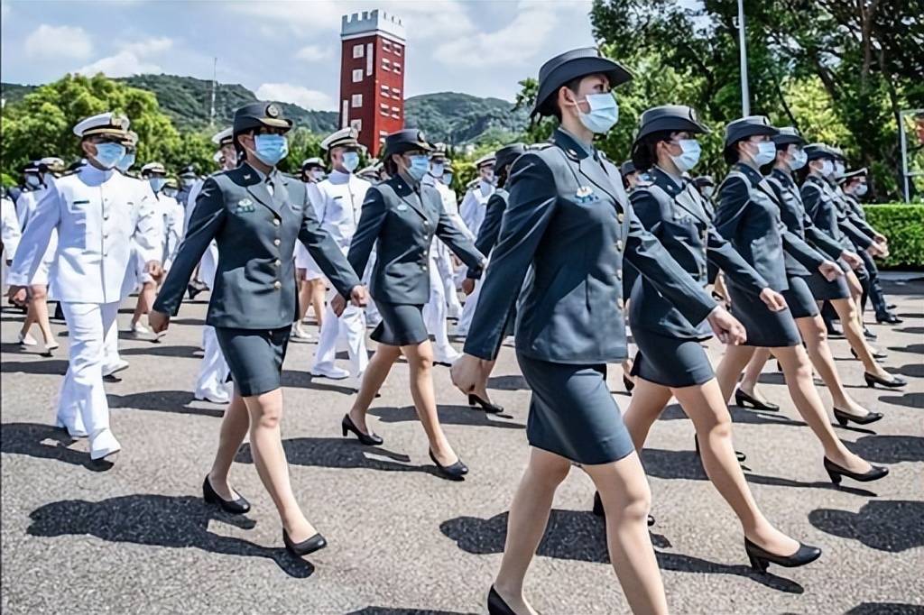全民皆兵？台当局想让所有适龄女性参军！大陆：早晚要来收了你们